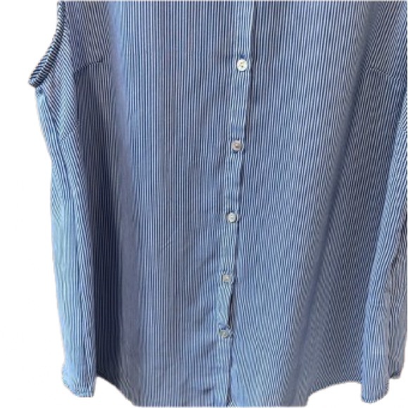 Light Blue Sleeveless Button Down Shirt with Dress Shirt Collar A new day XL - Picture 5 of 5